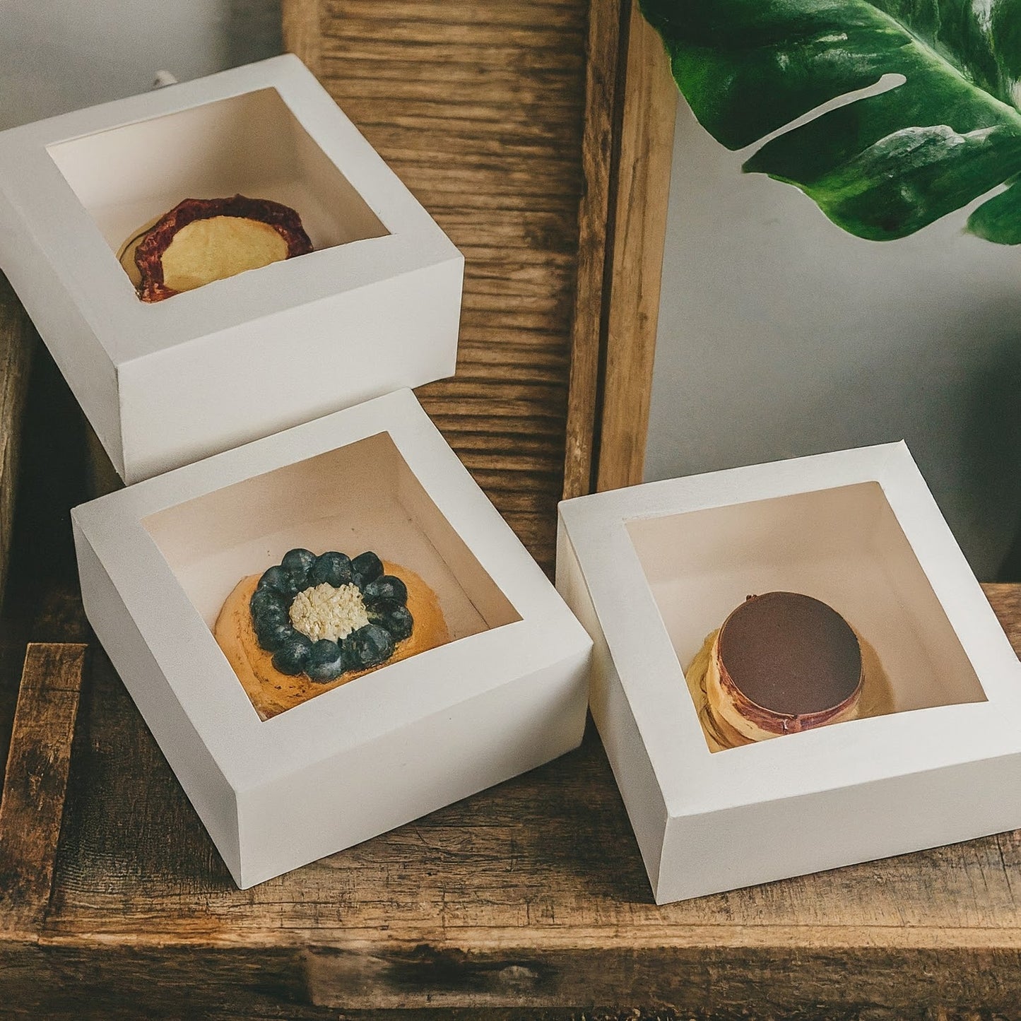 25-Pack Premium Cake Boxes with Clear Window | Durable Bleach Board Take-Out Packaging for Cakes, Cupcakes, Pies, Donuts & Treats – Large (12x12x5"), Medium (10x10x4"), Small (8.5x8.5x3") Sizes